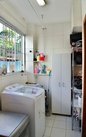 Apartamento à venda com 88m², 3 quartos e 2 vagas Apartamento à venda com 88m², 3 quartos e 2 vagasÁrea de Serviço