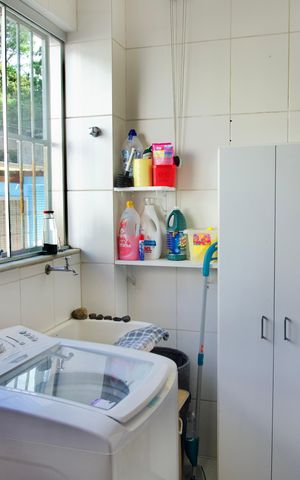 Apartamento à venda com 88m², 3 quartos e 2 vagas Apartamento à venda com 88m², 3 quartos e 2 vagasÁrea de Serviço