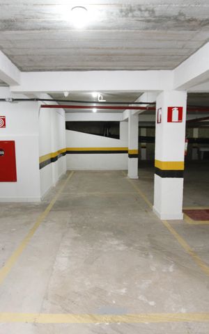 Apartamento à venda com 78m², 2 quartos e 2 vagasGaragem