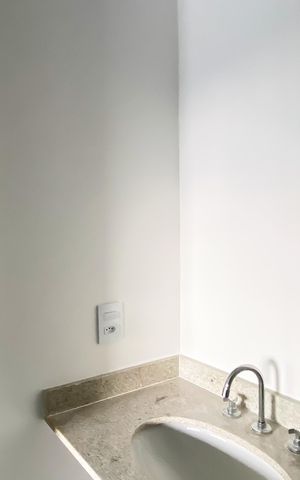 Apartamento à venda com 72m², 2 quartos e 1 vaga Apartamento à venda com 72m², 2 quartos e 1 vagaBanheiro