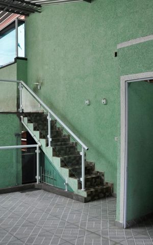 Casa à venda com 120m², 2 quartos e 2 vagas Casa à venda com 120m², 2 quartos e 2 vagasÁrea da Churrasqueira e Lavanderia
