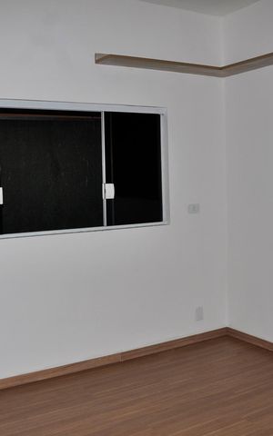 Casa à venda com 120m², 2 quartos e 2 vagas Casa à venda com 120m², 2 quartos e 2 vagasDetalhe - Sala