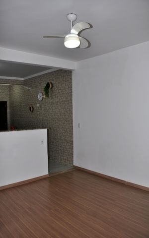 Casa à venda com 120m², 2 quartos e 2 vagas Casa à venda com 120m², 2 quartos e 2 vagasDetalhe - Sala