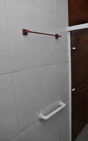 Casa à venda com 120m², 2 quartos e 2 vagas Casa à venda com 120m², 2 quartos e 2 vagasDetalhe - Banheiro Social