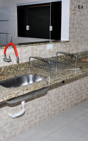 Casa à venda com 120m², 2 quartos e 2 vagas Casa à venda com 120m², 2 quartos e 2 vagasDetalhe - Cozinha Americana