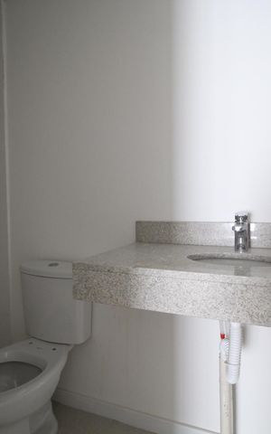 Apartamento à venda com 83m², 1 quarto e sem vagaBanheiro da Suíte 1