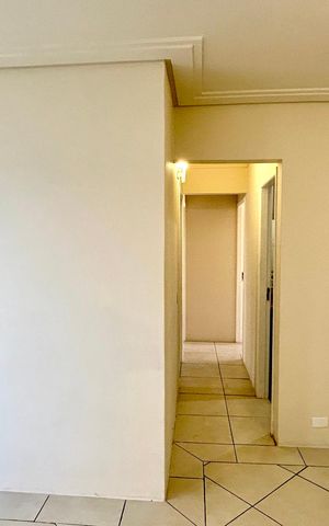 Apartamento à venda com 78m², 3 quartos e 1 vaga Apartamento à venda com 78m², 3 quartos e 1 vagaSala