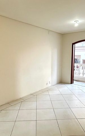 Apartamento à venda com 78m², 3 quartos e 1 vaga Apartamento à venda com 78m², 3 quartos e 1 vagaSala