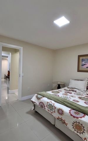 Apartamento à venda com 240m², 3 quartos e 3 vagasSuíte 1