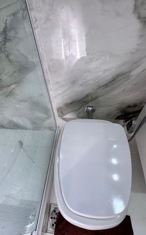 Apartamento à venda com 240m², 3 quartos e 3 vagasSuíte 1 - Banheiro