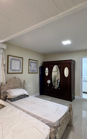 Apartamento à venda com 240m², 3 quartos e 3 vagasSuíte 2