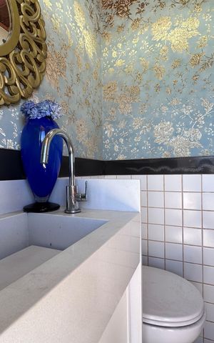 Apartamento à venda com 240m², 3 quartos e 3 vagasÁrea externa - Lavabo