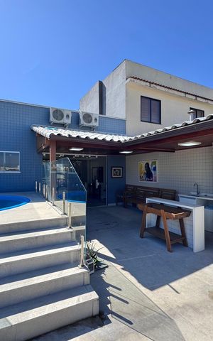 Apartamento à venda com 240m², 3 quartos e 3 vagasÁrea externa