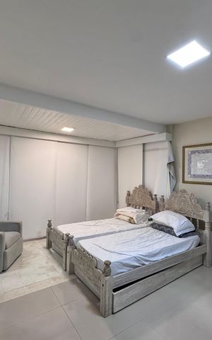 Apartamento à venda com 240m², 3 quartos e 3 vagasSuíte 2