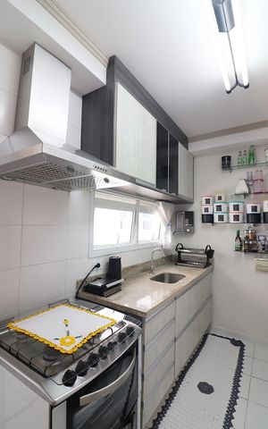Apartamento à venda com 107m², 3 quartos e 2 vagasCozinha 