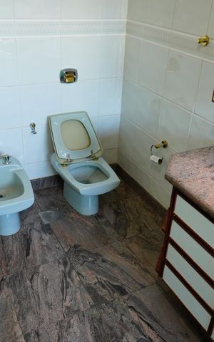 Casa para alugar com 542m², 5 quartos e 4 vagasBanheiro da Suíte 3