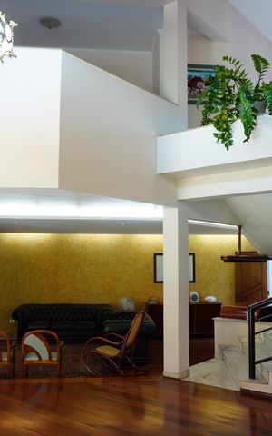 Casa para alugar com 542m², 5 quartos e 4 vagasSala 1