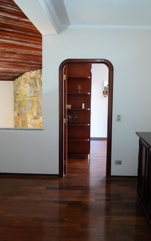 Casa para alugar com 542m², 5 quartos e 4 vagasSala 3