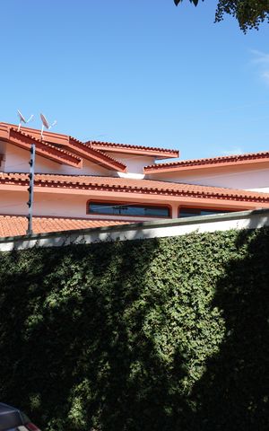 Casa para alugar com 542m², 5 quartos e 4 vagasFachada