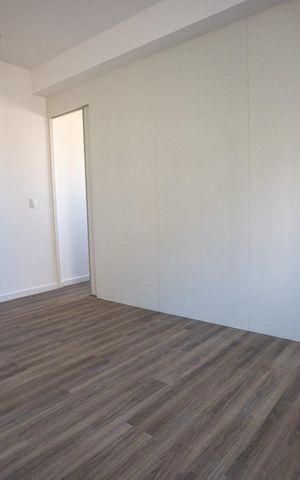 Apartamento à venda com 131m², 4 quartos e 4 vagas Apartamento à venda com 131m², 4 quartos e 4 vagasQuarto 4