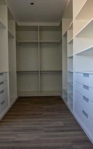 Apartamento à venda com 131m², 4 quartos e 4 vagas Apartamento à venda com 131m², 4 quartos e 4 vagasQuarto Suíte 1