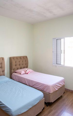Casa à venda com 500m², 2 quartos e 3 vagasQuarto 2