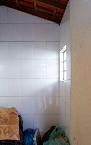 Casa à venda com 500m², 2 quartos e 3 vagasBanheiro de serviço