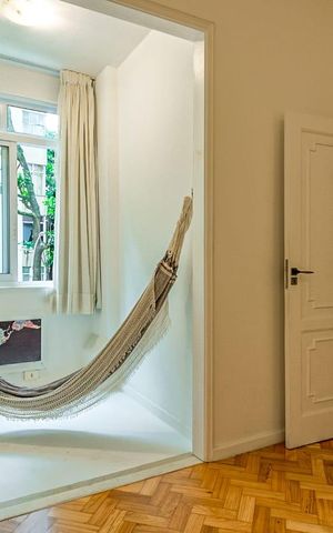 Apartamento à venda com 110m², 3 quartos e sem vaga Apartamento à venda com 110m², 3 quartos e sem vagaSala