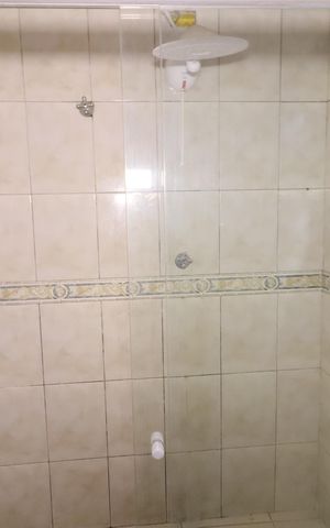 Casa à venda com 150m², 5 quartos e 2 vagasBanheiro da Suíte 1