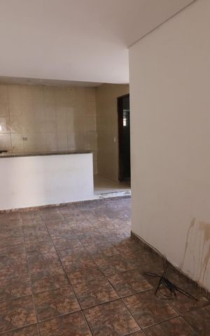 Casa à venda com 150m², 5 quartos e 2 vagasSala 2