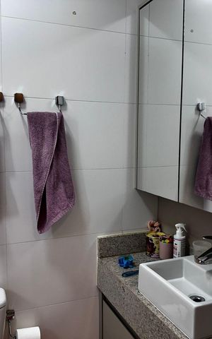 Casa de condomínio para alugar com 260m², 4 quartos e 3 vagasBanheiro