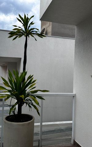 Casa de condomínio para alugar com 260m², 4 quartos e 3 vagasVaranda
