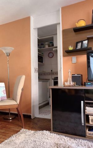 Apartamento à venda com 60m², 2 quartos e 1 vaga Apartamento à venda com 60m², 2 quartos e 1 vagaSala