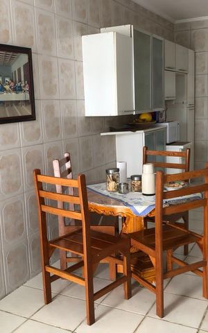Casa à venda com 220m², 3 quartos e 1 vaga Casa à venda com 220m², 3 quartos e 1 vagaCozinha
