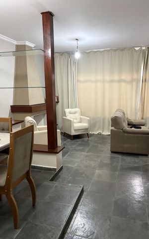 Casa à venda com 220m², 3 quartos e 1 vaga Casa à venda com 220m², 3 quartos e 1 vagaSala