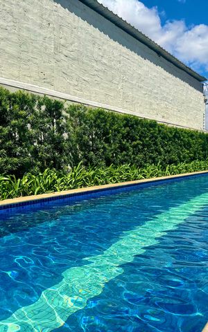 Apartamento à venda com 108m², 2 quartos e 1 vaga Apartamento à venda com 108m², 2 quartos e 1 vagaÁrea comum - Piscina