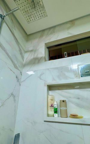 Apartamento à venda com 108m², 2 quartos e 1 vaga Apartamento à venda com 108m², 2 quartos e 1 vagaBanheiro 2