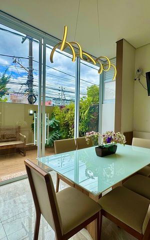 Apartamento à venda com 108m², 2 quartos e 1 vaga Apartamento à venda com 108m², 2 quartos e 1 vagaVaranda gourmet