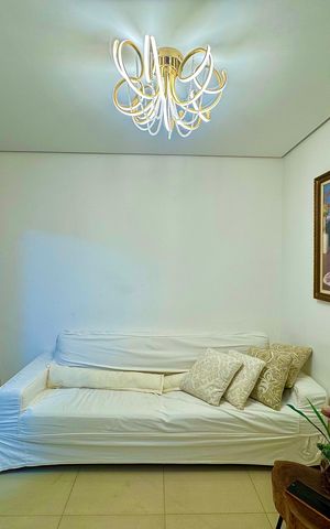 Apartamento à venda com 108m², 2 quartos e 1 vaga Apartamento à venda com 108m², 2 quartos e 1 vagaSala