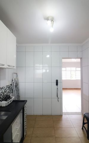 Apartamento para alugar com 85m², 3 quartos e sem vagaCozinha 