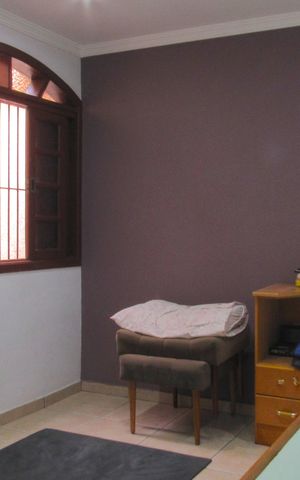 Casa à venda com 205m², 4 quartos e 2 vagasQuarto 2