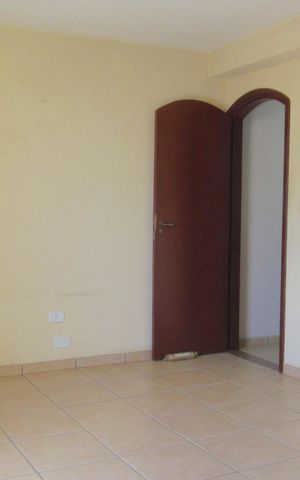 Casa à venda com 205m², 4 quartos e 2 vagasQuarto 3 