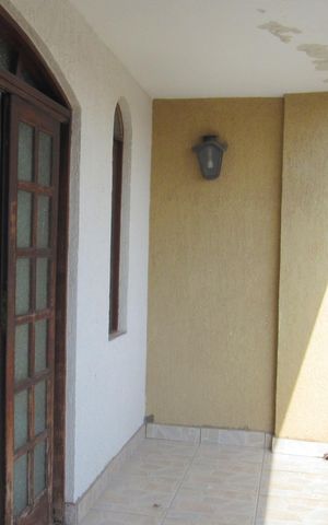 Casa à venda com 205m², 4 quartos e 2 vagasSala - Varanda