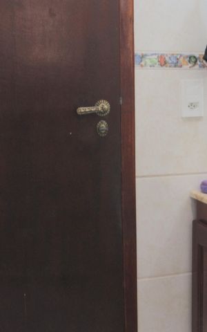 Casa à venda com 205m², 4 quartos e 2 vagasBanheiro 2