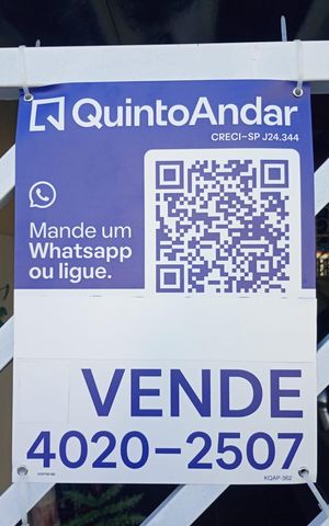 Casa à venda com 178m², 4 quartos e 2 vagas Casa à venda com 178m², 4 quartos e 2 vagasPlaquinha