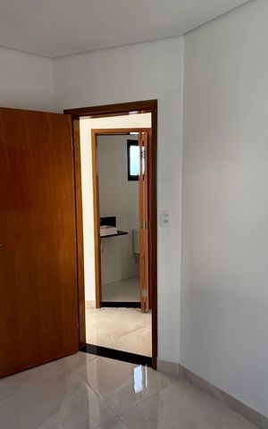 Apartamento à venda com 95m², 2 quartos e 2 vagasQuarto 2