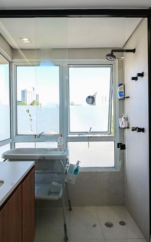 Apartamento à venda com 173m², 3 quartos e 3 vagasBanheiro Suíte 1