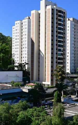 Apartamento à venda com 173m², 3 quartos e 3 vagasVista da Suíte 2