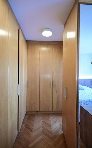 Apartamento à venda com 173m², 3 quartos e 3 vagasArmário da Suíte 1