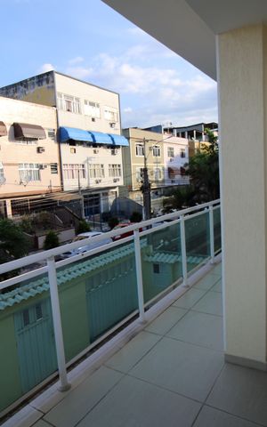 Casa à venda com 247m², 4 quartos e 5 vagasVaranda